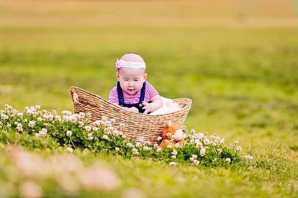 Lydiane Image Baby Portraits