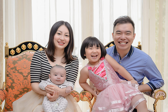 Lydiane Image Family Portraits